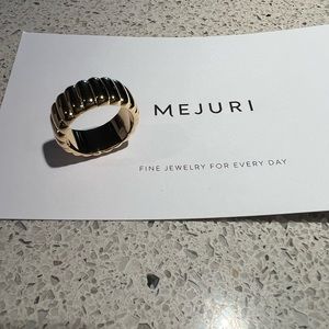 Brand NEW Mejuri Charlotte Bold Ring - Size 8 - Gold Vermeil